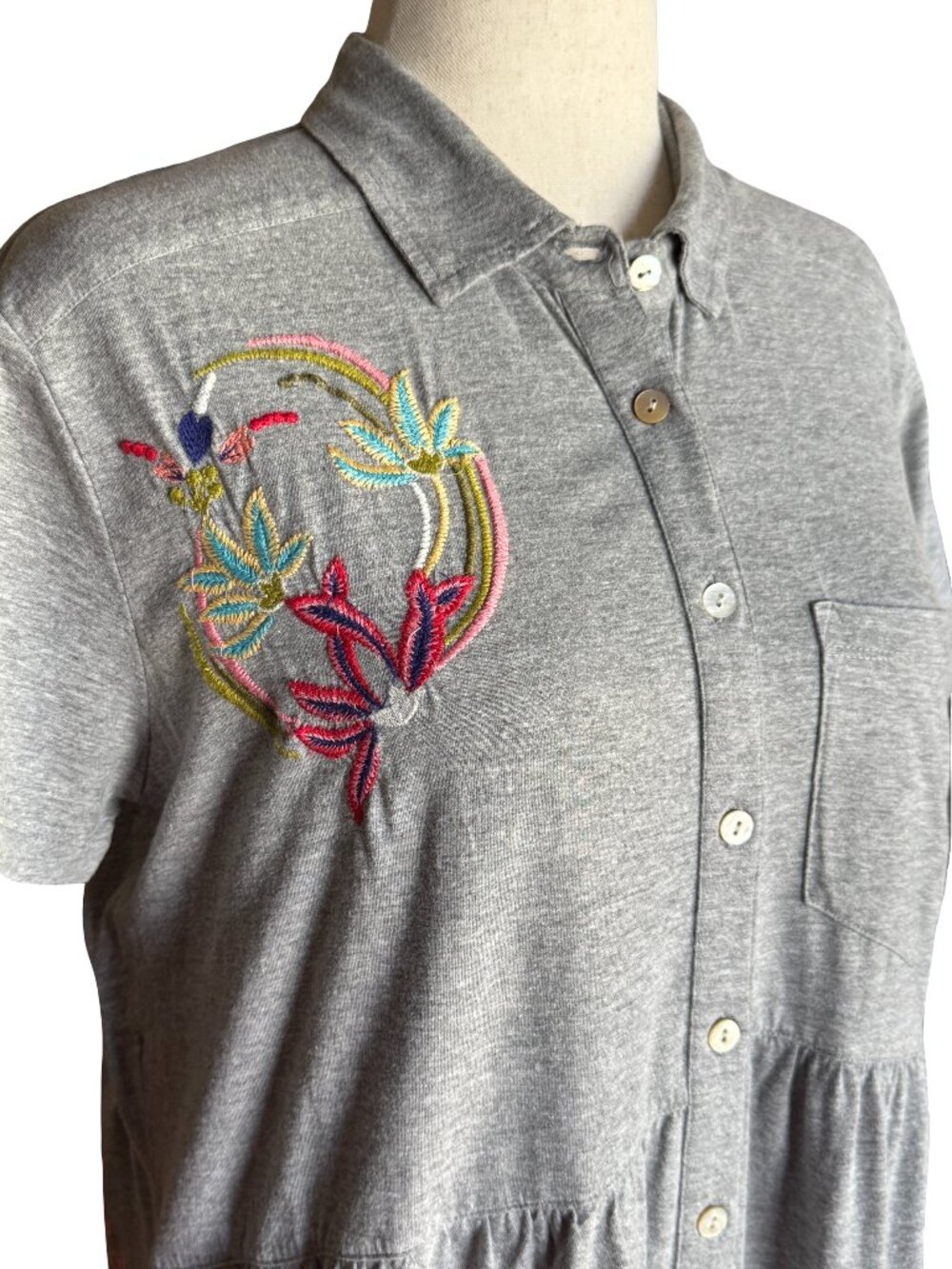 Caite Embroidered Jersey Knit Dress Size Large Cotton Summer Casual Midi Gray